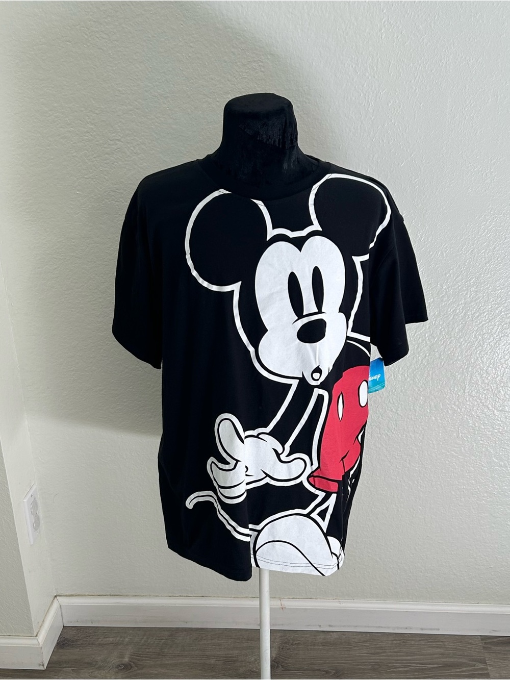 Disney Mickey Mouse Graphic T-Shirt XXL NWT